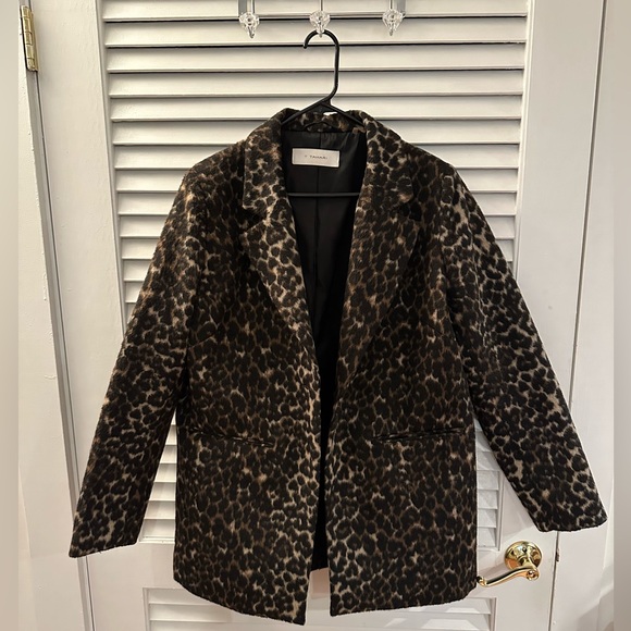 Tahari Leopard Coat - Picture 2 of 6